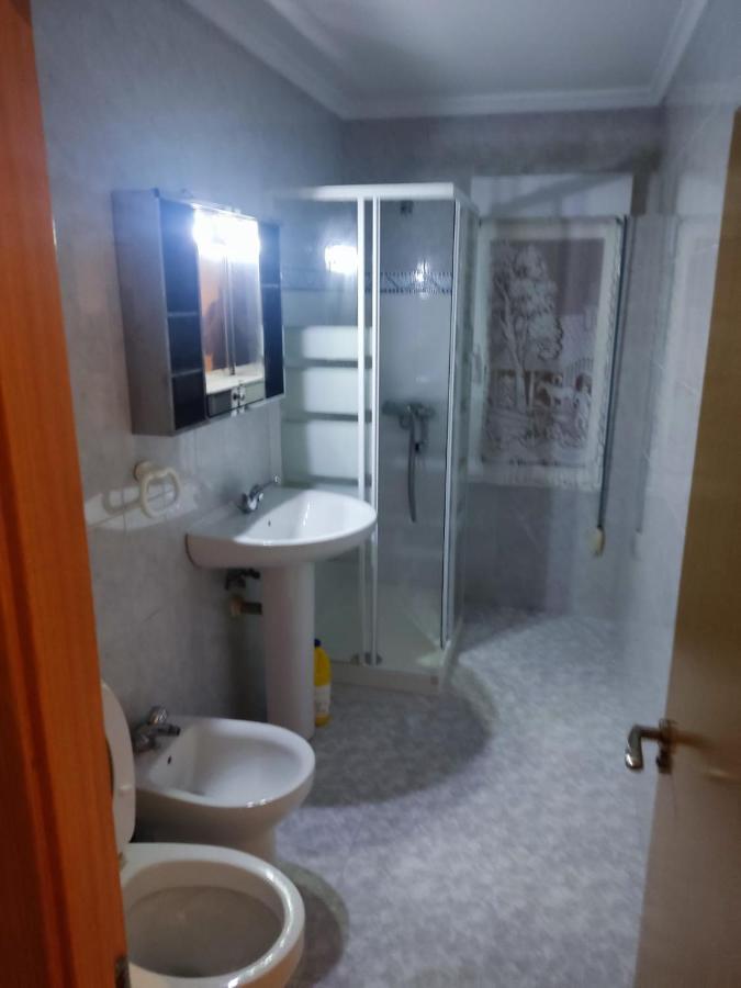 Piso Por Habitaciones En Gijón Eksteriør billede